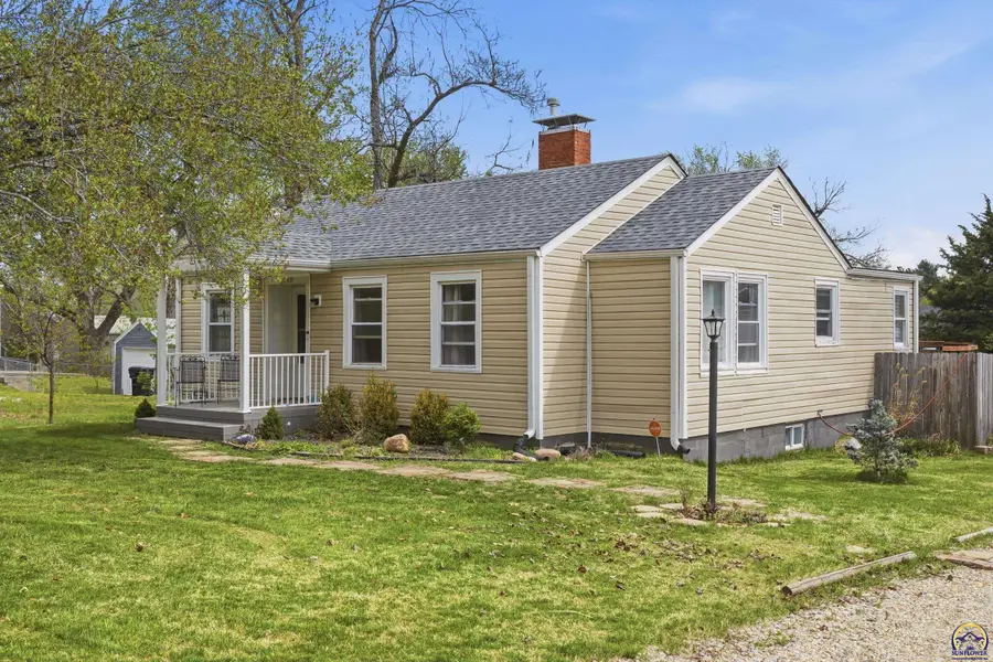 3648 SE California Ave, Topeka, KS 66605 - #2