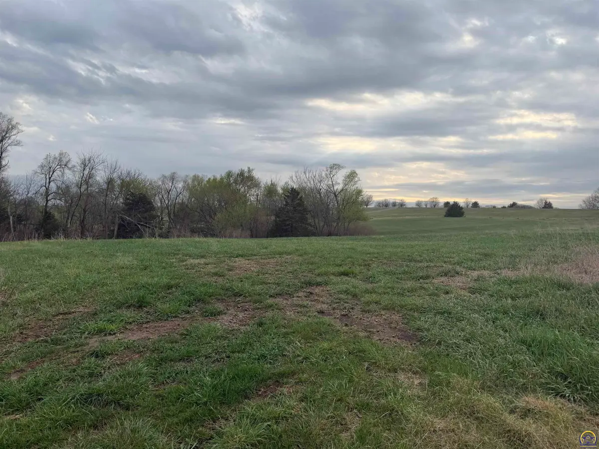 00000 M Rd, Holton, KS 66436 - #1