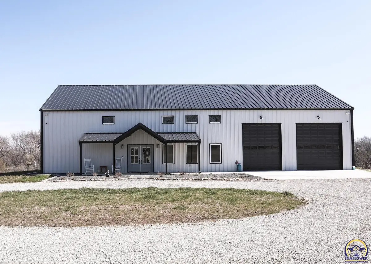 23560 259th St, McLouth, KS 66054 - #1