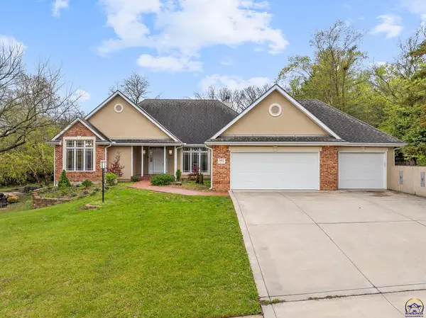 5411 SW 40th Ter, Topeka, KS 66610