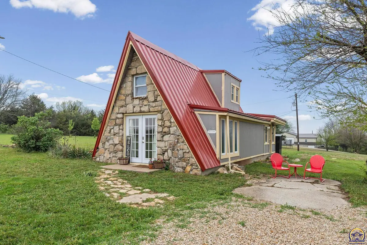 2314 Dragoon Ln, Vassar, KS 66543 - #1