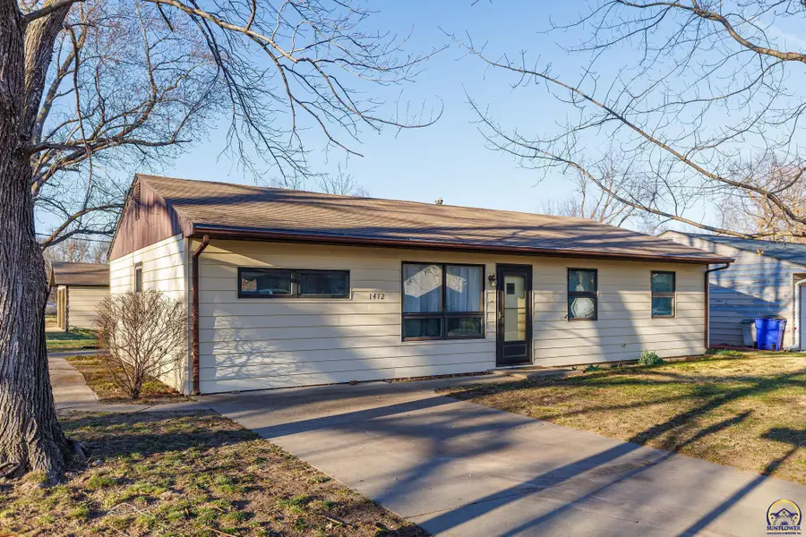 1412 W 11th St, Junction City, KS 66441 - #2