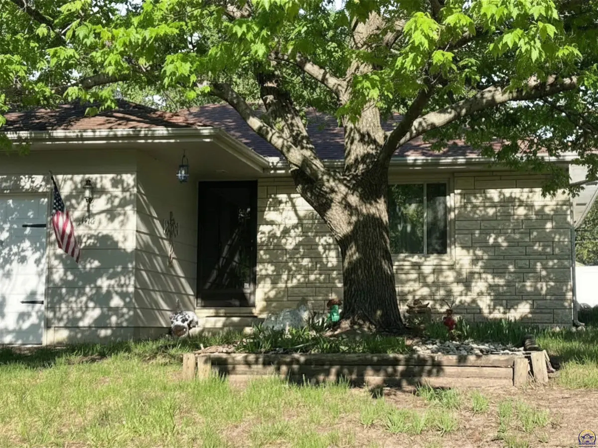 1418 Walnut St, Emporia, KS 66801 - #1