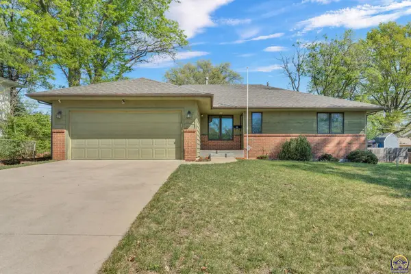 5232 SW 25th Ter, Topeka, KS 66614