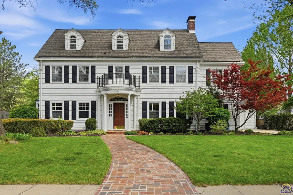 3154 SW 15th St, Topeka, KS 66604-2516 - #1