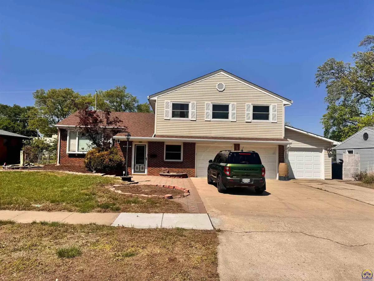 1658 SW Knollwood Dr, Topeka, KS 66611 - #1