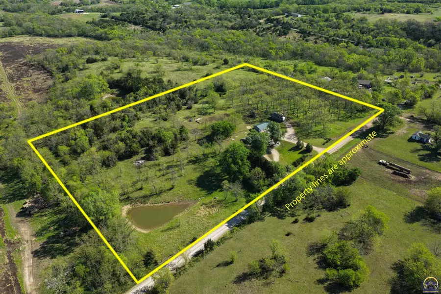 2196 W 221st, Osage City, KS 66523 - #3