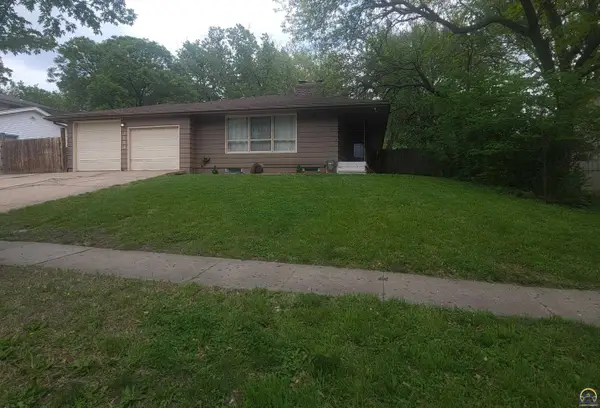 3118 SE Illinois Ave, Topeka, KS 66605