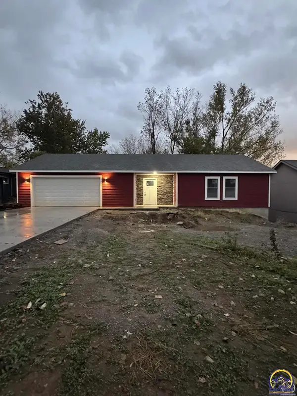 4417 NW 52nd Ter, Topeka, KS 66618