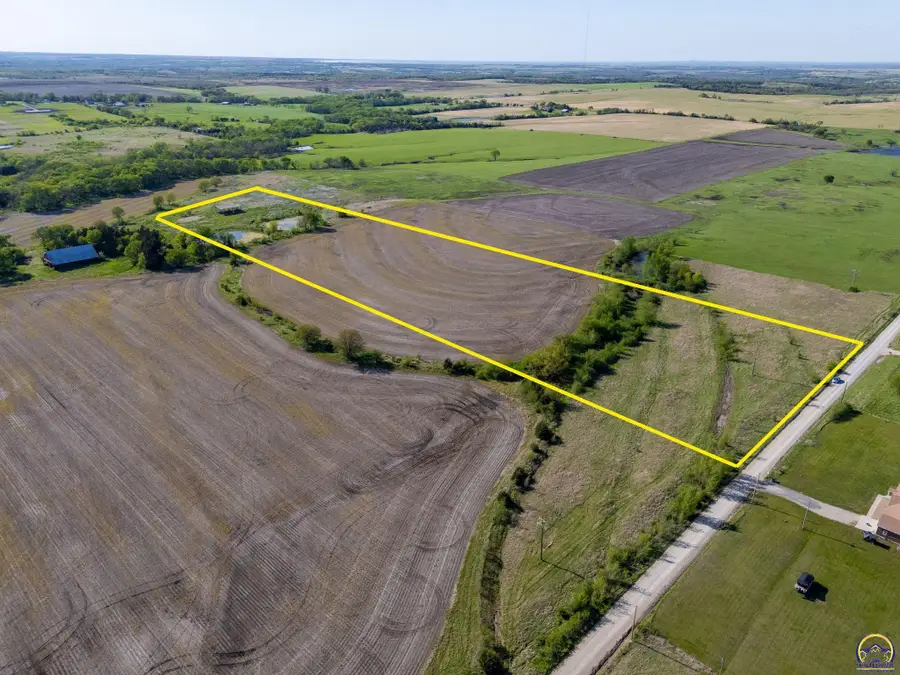 Tract 2 SW Docking Rd, Auburn, KS 66402 - #2