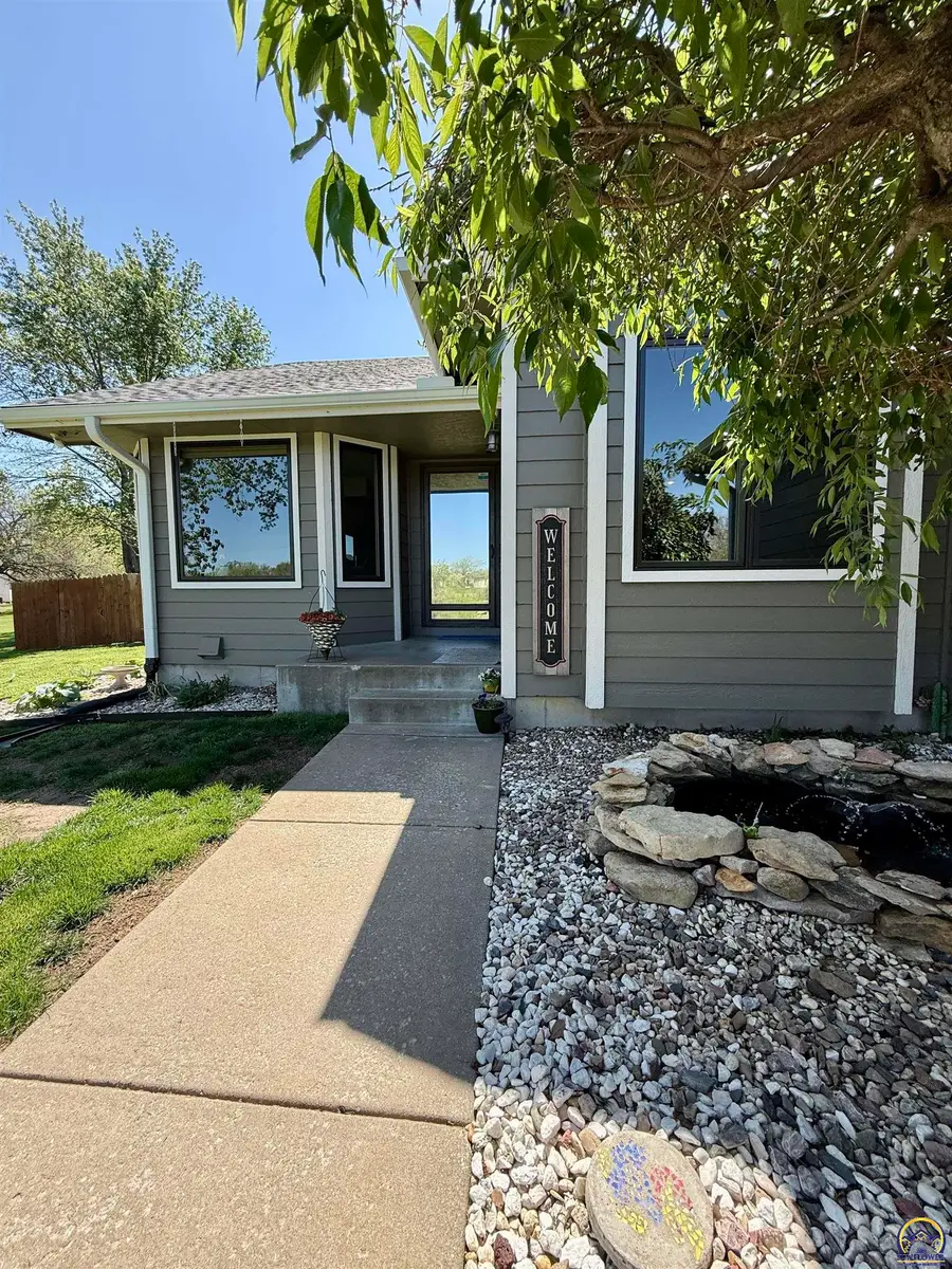 6506 Crescent Rim Dr, Ozawkie, KS 66070 - #3