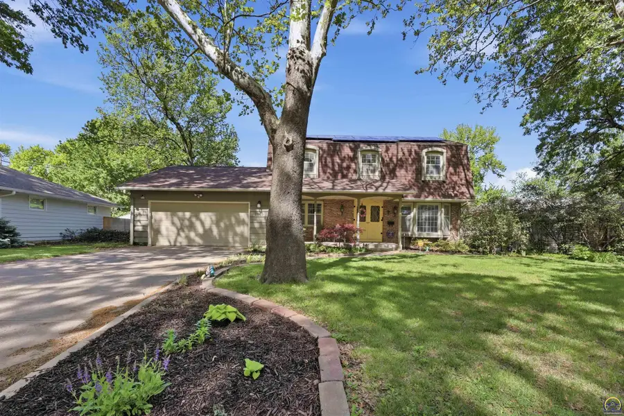 2865 SW Jewell Ave, Topeka, KS 66611 - #2