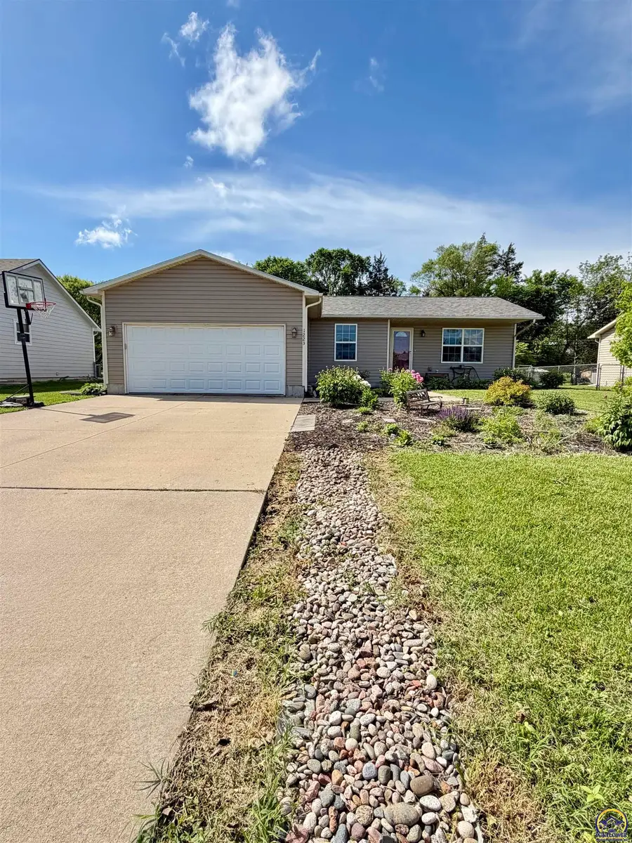 1223 Riley Ave, Emporia, KS 66801 - #2