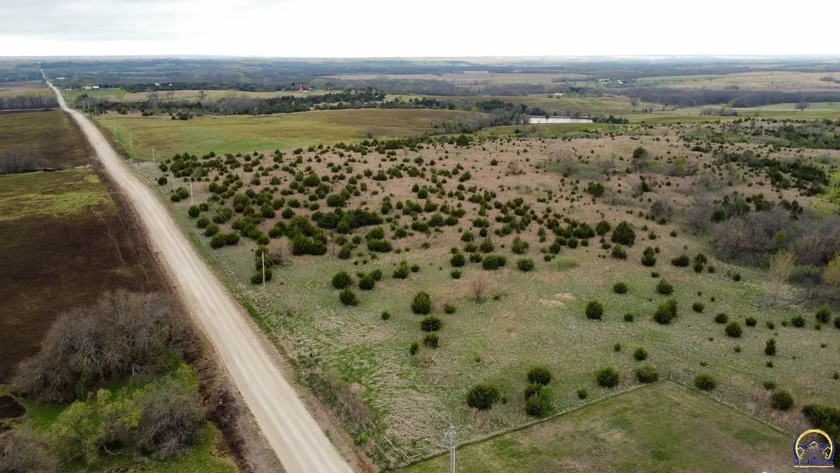 10611 K Rd, Delia, KS 66418 - #1