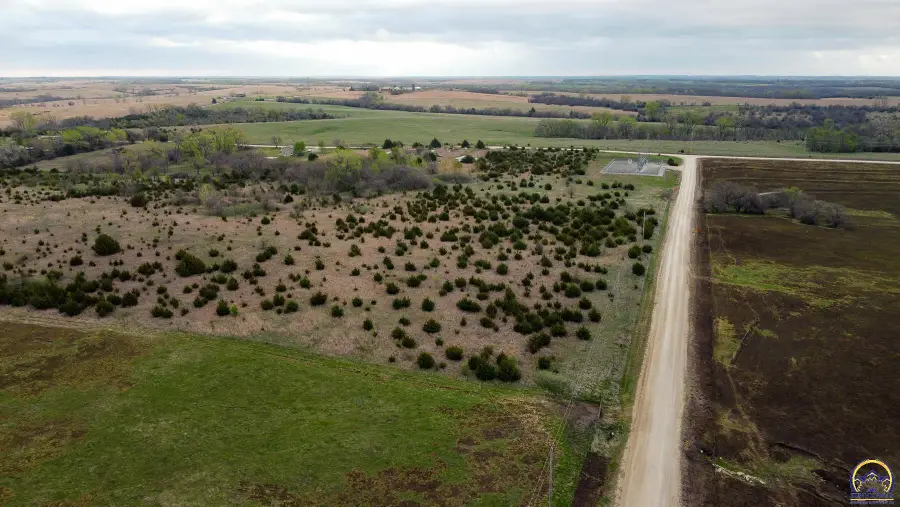 10611 K Rd, Delia, KS 66418 - #2