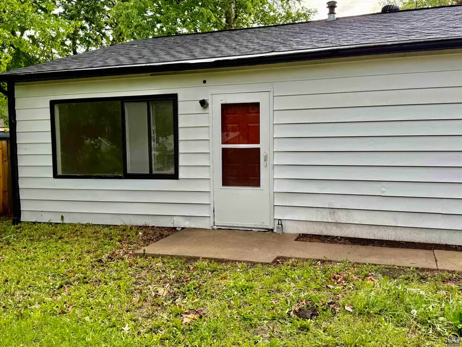 1531 Wedgewood Dr, Lawrence, KS 66044 - #3
