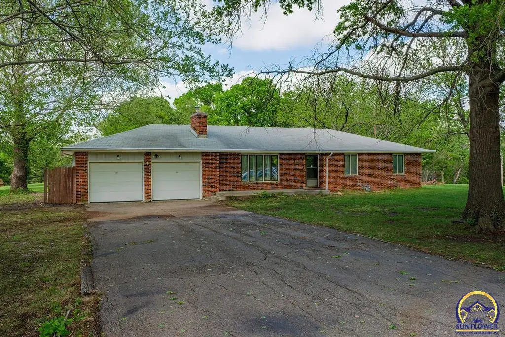 5020 SE 7th St, Tecumseh, KS 66542 - #1