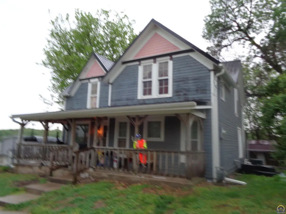 101 Lincoln St, Circleville, KS 66416 - #1