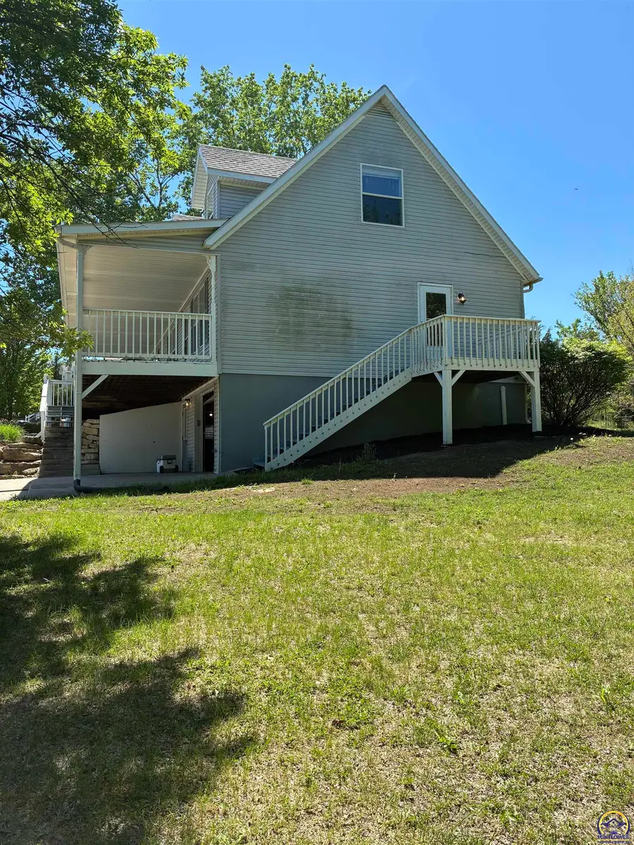 1216 N Seminole Dr, Saint Marys, KS 66536 - #3