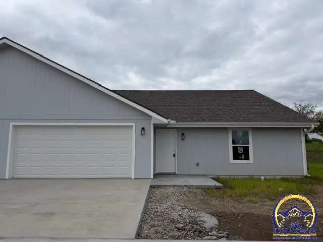 604 NW Palmer Rd, Topeka, KS 66617 - #1