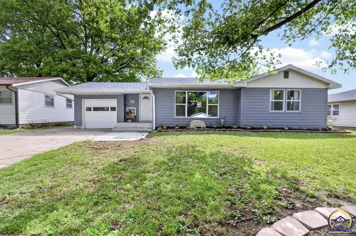 504 Montana Ave, Holton, KS 66436-0000 - #1