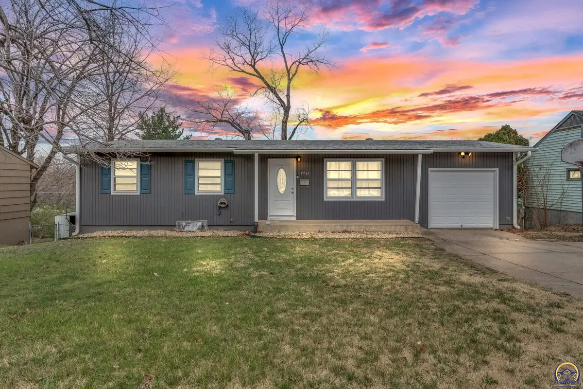 3741 SE Truman Ave, Topeka, KS 66609 - #1