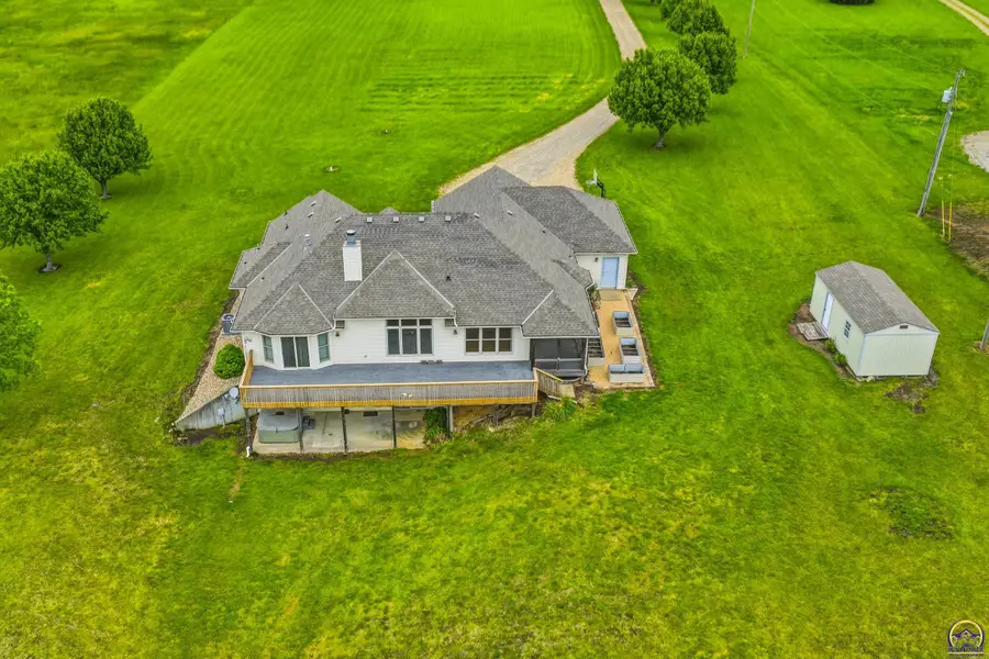 3635 SE 45th St, Berryton, KS 66409 - #3