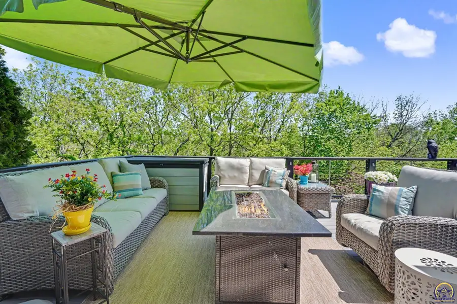 1560 Fountain Dr, Lawrence, KS 66047-9306 - #3