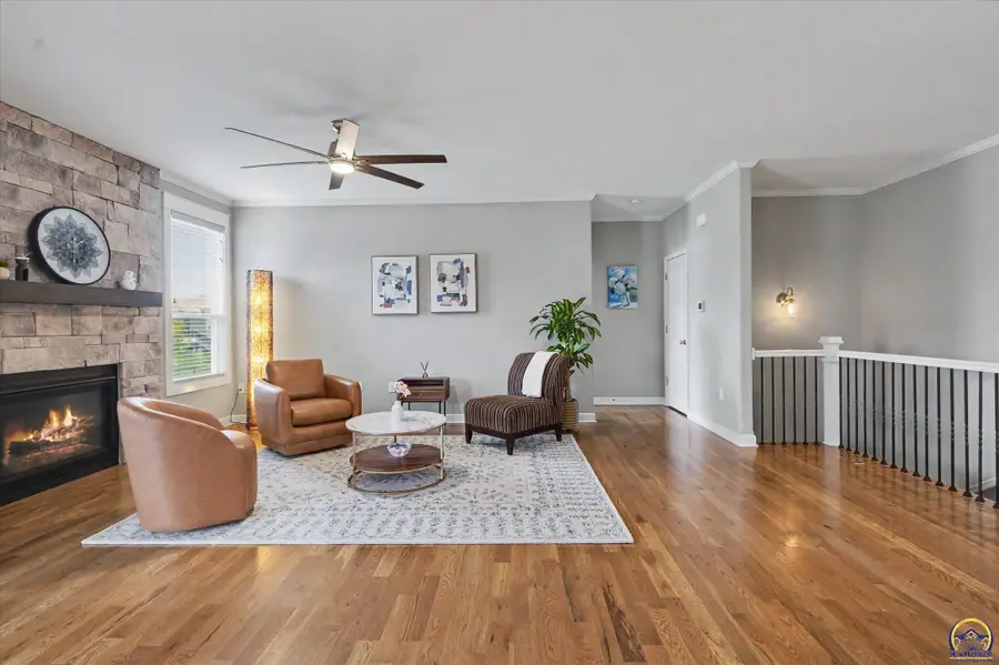 1115 Klein Ct, Lawrence, KS 66049-5050 - #3