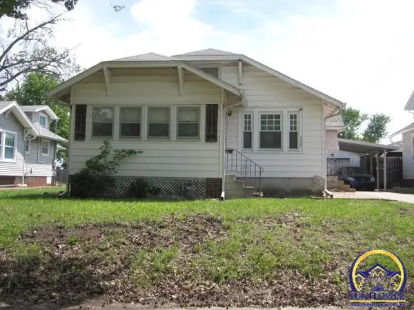326 SW Courtland Ave, Topeka, KS 66606