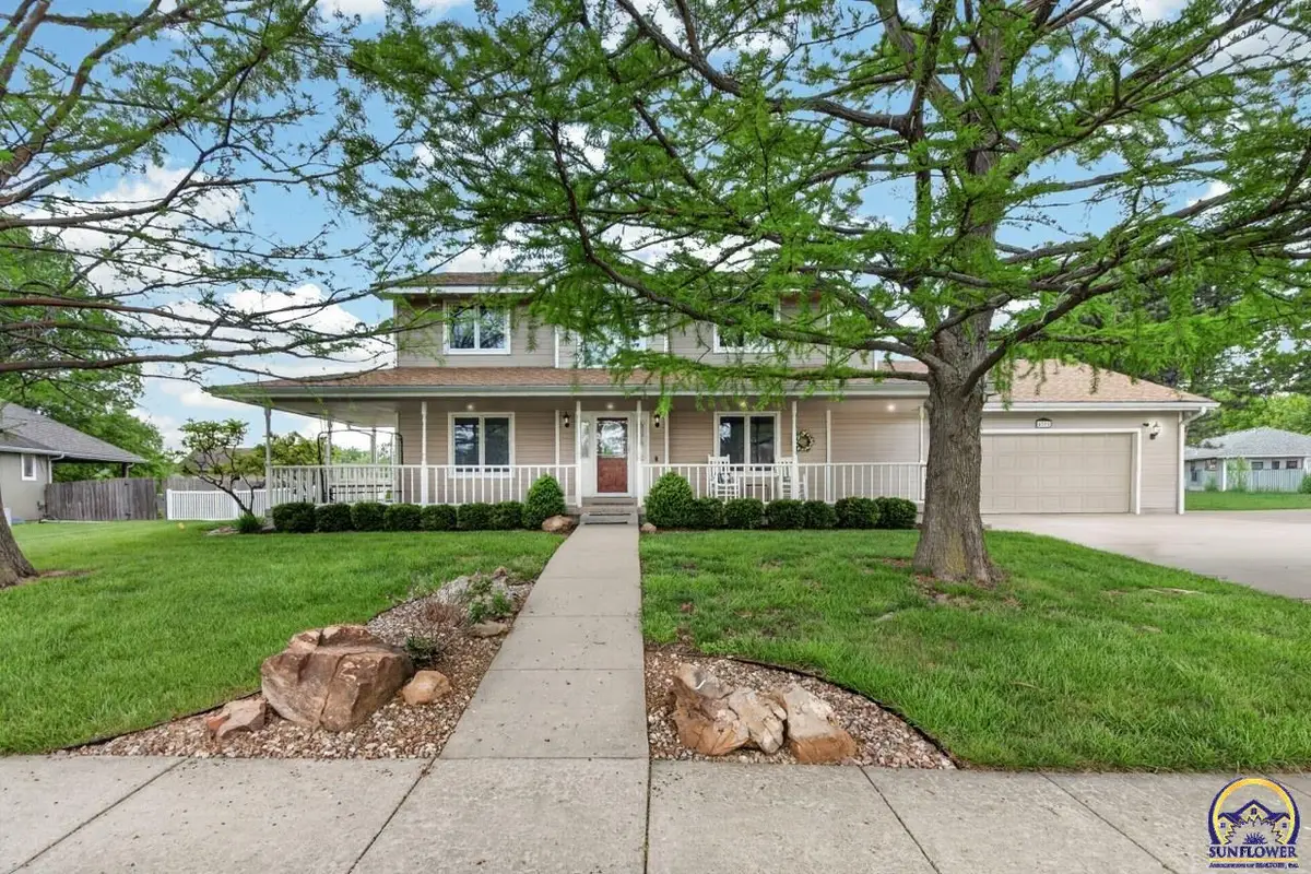4205 SE Illinois Ave, Topeka, KS 66609 - #1