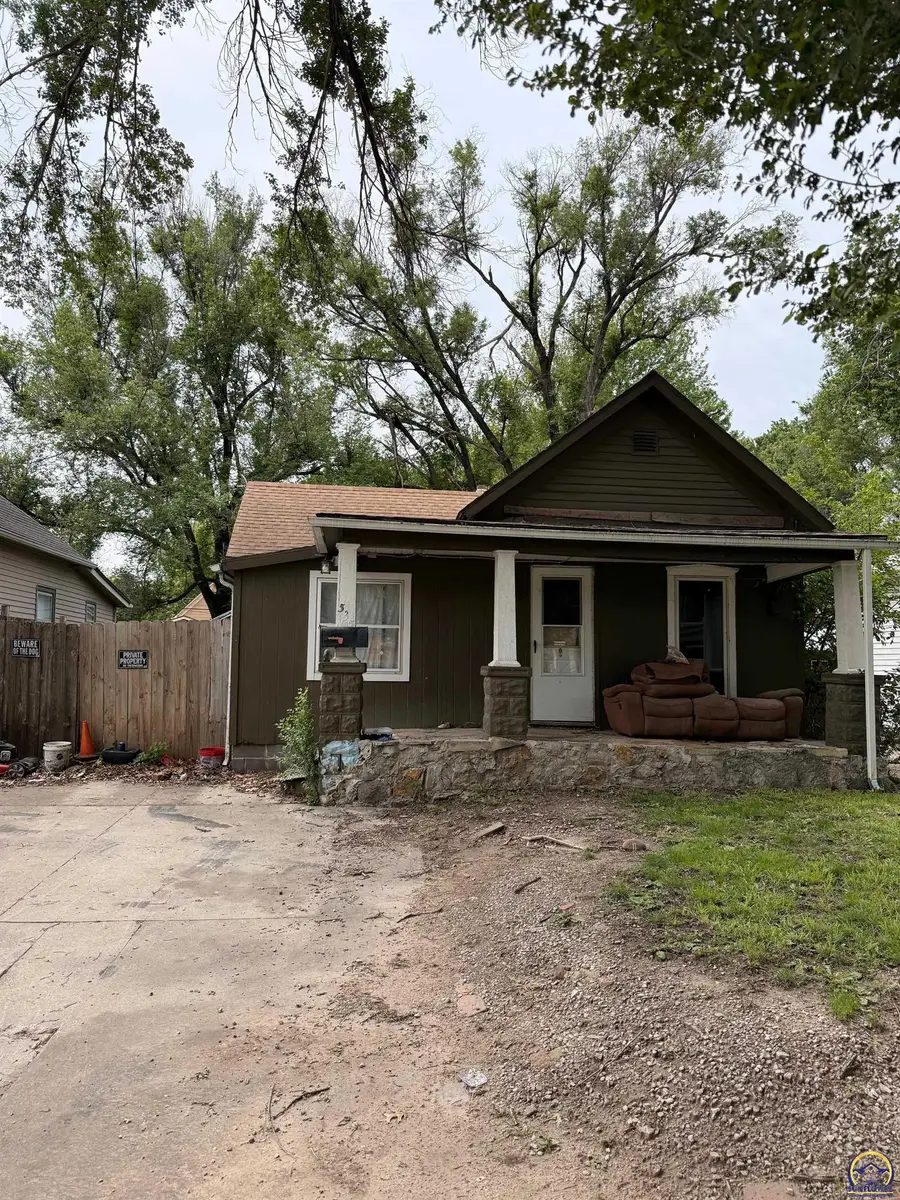 535 NE Wilson Ave, Topeka, KS 66616 - #2