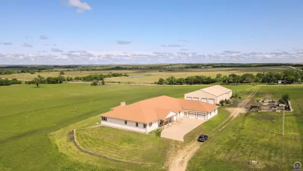 2580 Yy Road, Emporia, KS 66801
