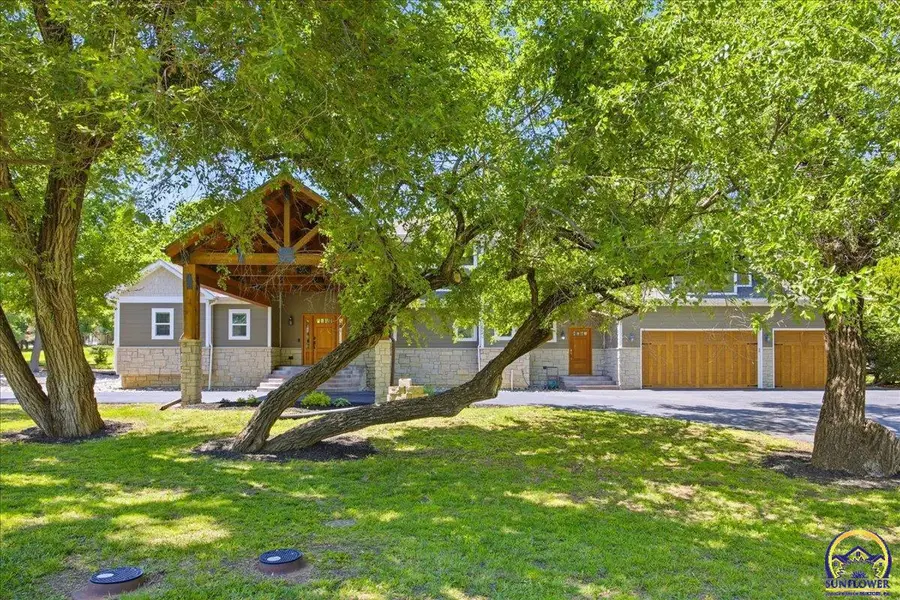 2001 Morningside Dr, Emporia, KS 66801 - #3