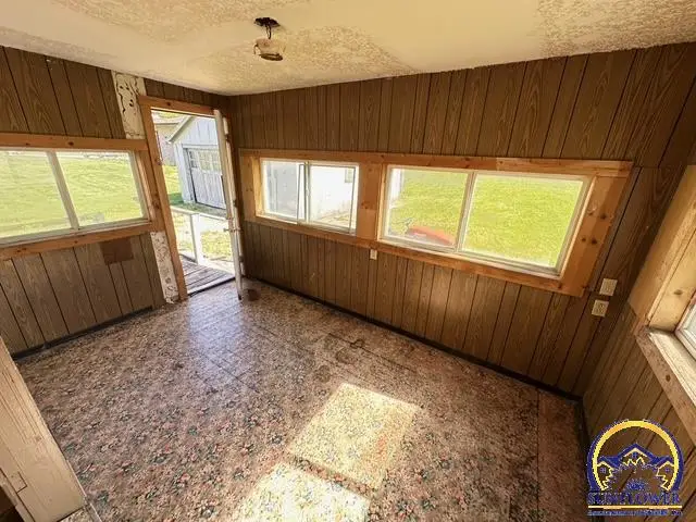 715 Boone St, Madison, KS 66801 - #3