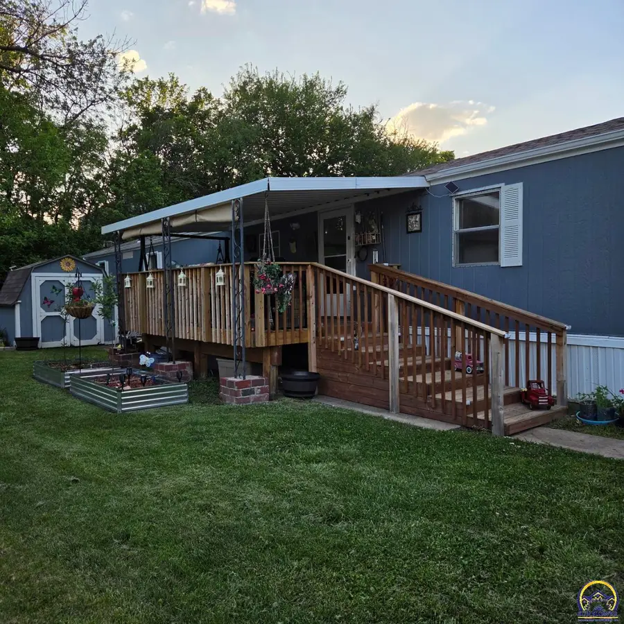 133 SE Willow Way, Topeka, KS 66609 - #3