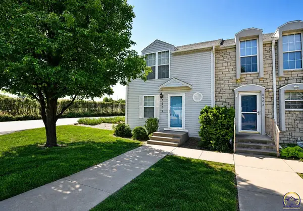 5501 SW Chapella St, Topeka, KS 66614