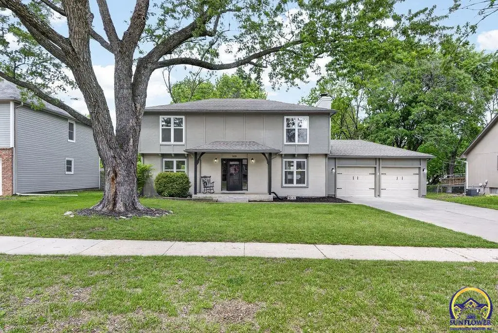 5838 SW 25th St, Topeka, KS 66614 - #1
