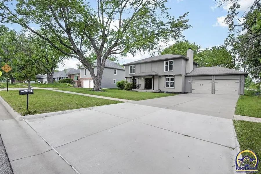 5838 SW 25th St, Topeka, KS 66614 - #2