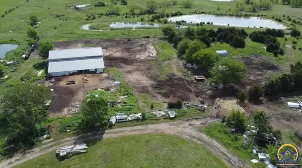 949 Juneberry Rd, Burlington, KS 66839