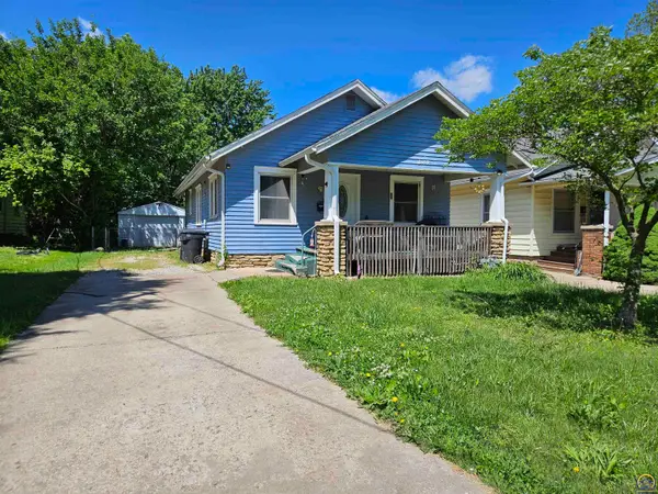 2609 SW Buchanan St, Topeka, KS 66611