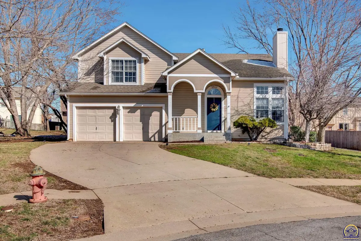 5652 SW 34th Ter, Topeka, KS 66614 - #1
