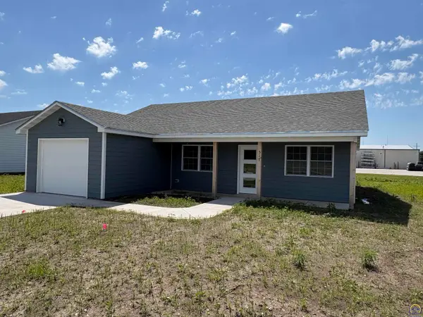 517 Brookston St, Emporia, KS 66801