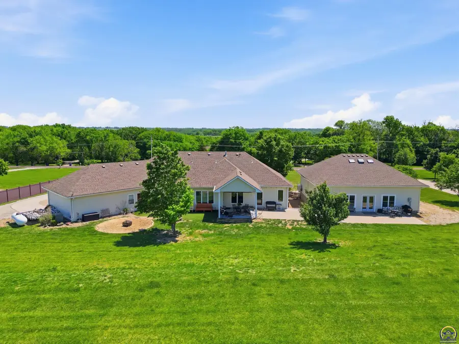 5919 NE Shaffer Rd, Topeka, KS 66617 - #2