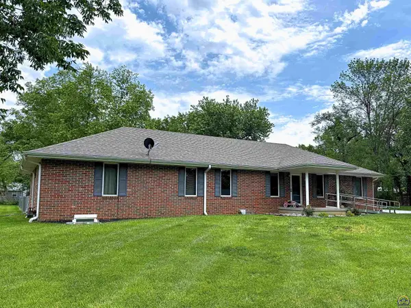 729 Madison St, Lyndon, KS 66451-9999