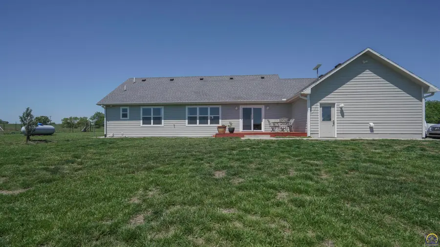 14787 198th Rd, Mayetta, KS 66509 - #3