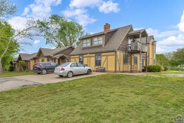 1505 Linn Street, Valley Falls, KS 66610