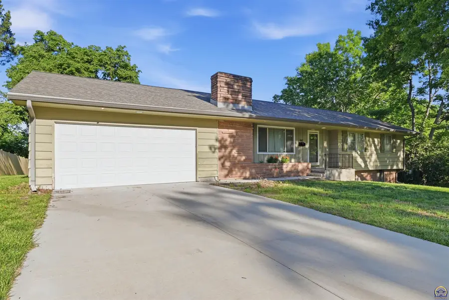 2787 SW Boswell Ave, Topeka, KS 66611 - #2