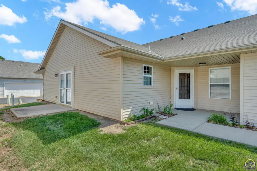 5504 SW Cantabella St, Topeka, KS 66614 - #3