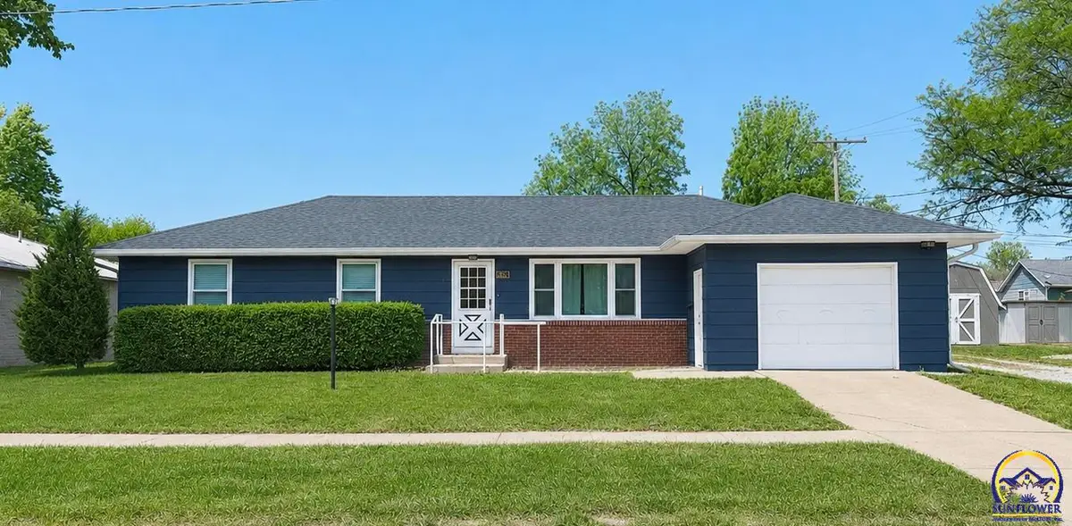 508 N 8th St, Seneca, KS 66538-0000 - #1